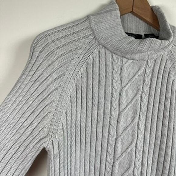 Crystal Kobe Light Gray Ribbed Cable Knit Mock Neck Cotton Sweater Women Size M - Picture 6 of 9